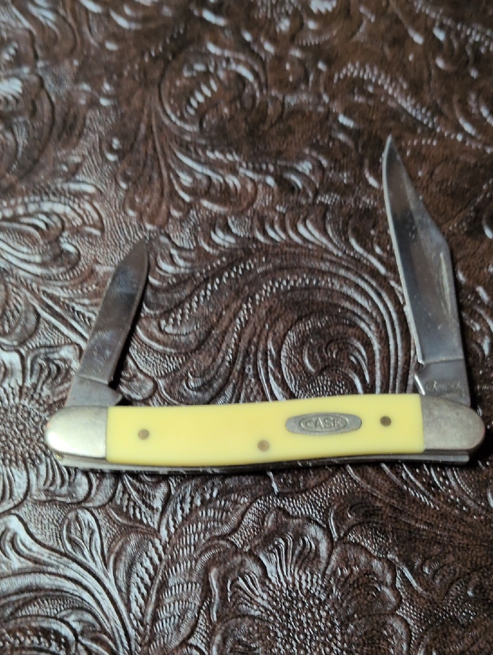 Yellow Three-Blade Pocket Knife - Slim Men's Folding Knife